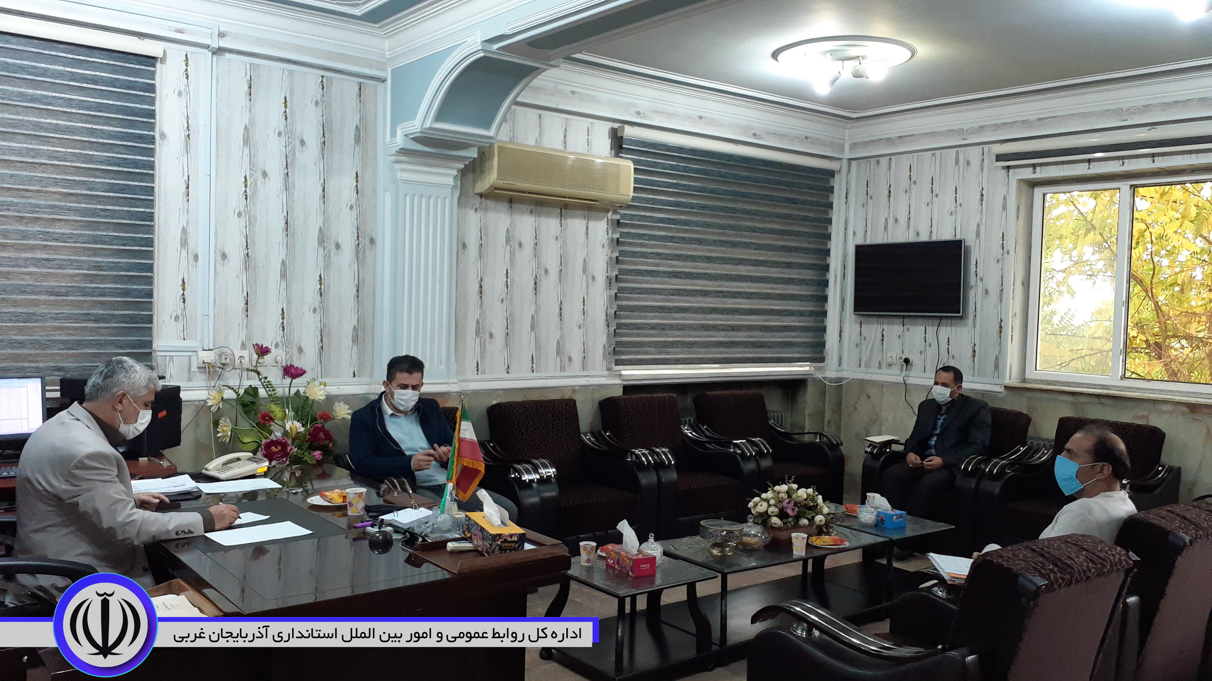 جلسه هماهنگی تأمین بخشی از نیازهای سوخت گرمایشی خانوارهای ساکن در روستاهای شهرستان به ریاست منوچهر شاکر فرماندار شهرستان برگزار شد