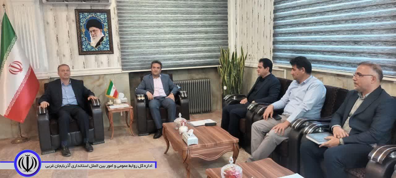 دیدار مدیرکل بنیاد مسکن استان با سرپرست فرمانداری نقده