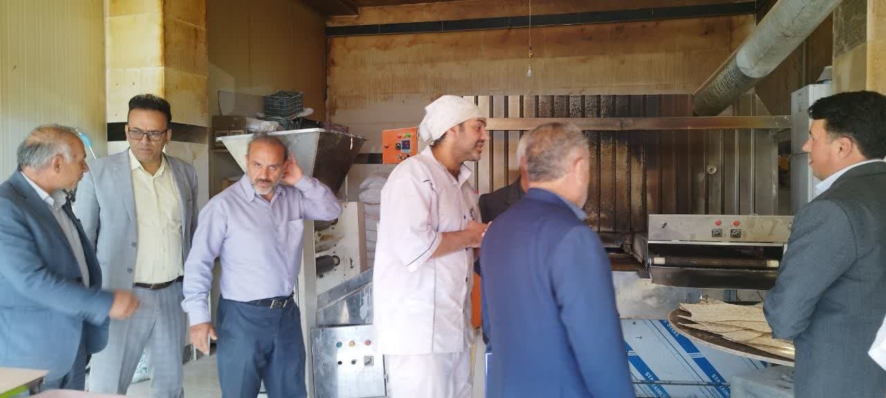 گزارش تصویری: بازدید اعضای شورای آرد و نان شهرستان از نانوایی ها با حضور معاون برنامه ریزی و هماهنگی امور عمرانی فرمانداری نقده