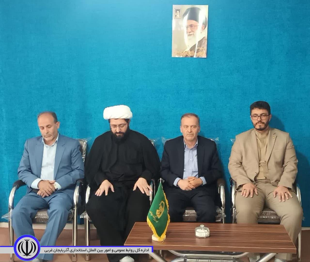 دیدار جعفری سرپرست فرمانداری شهرستان نقده با حجت الاسلام والمسلمین باقری امام جمعه محمدیار