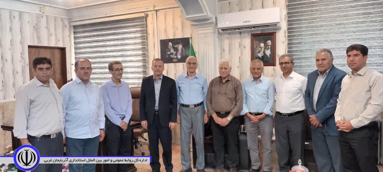 دیدار جمعی از اعضای نظام مهندسی ساختمان شهرستان با جعفری سرپرست فرمانداری نقده