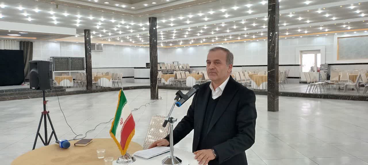 فرماندار نقده: تمام روستاهای نقده باید طرح توسعه داشته باشند/ شوراها خط مقدم اعتماد مردم هستند