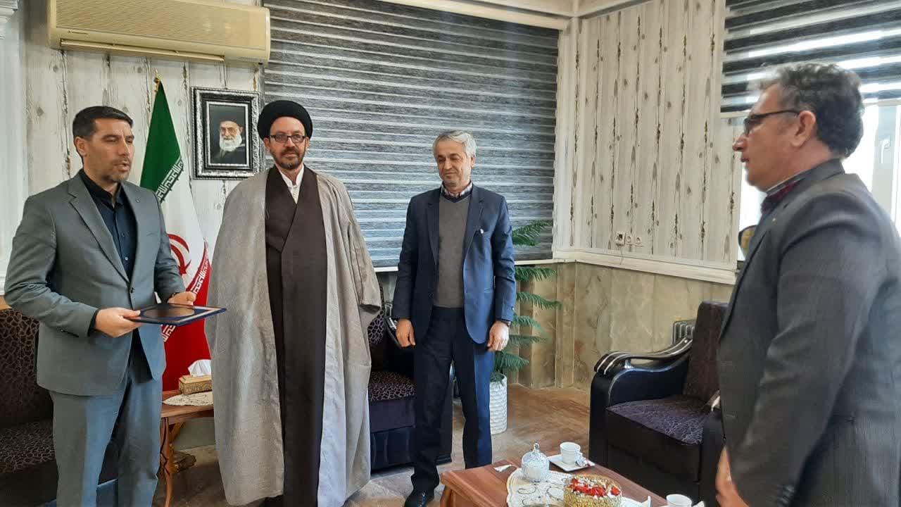 خلیل وند بعنوان سرپرست جدید اداره تعاون روستایی شهرستان نقده معرفی شد