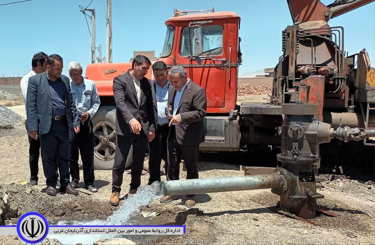 فرماندار شهرستان نقده از پروژه تامین آب آشامیدنی مجتمع 4 روستایی بیگم قلعه بازدید کرد