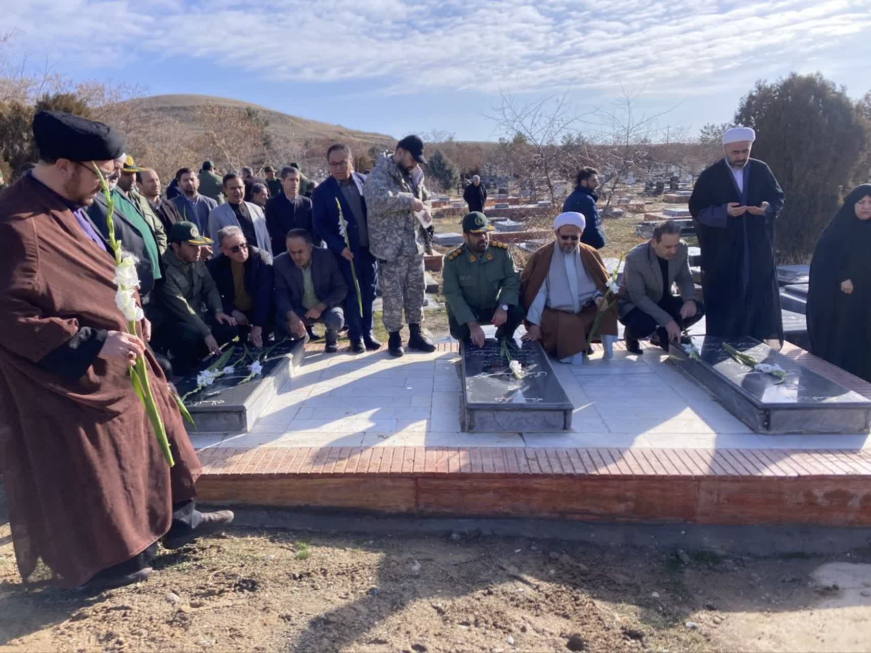 تجدید میثاق مسئولان شهرستان نقده با آرمان‌های شهدا