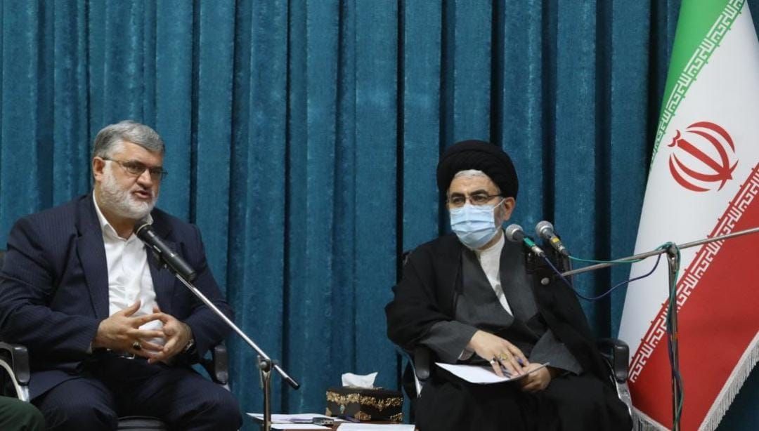 افراد متخصص به شورای فرهنگی عمومی استان دعوت شوند / در راستای اقناع سازی جامعه در حوزه های فرهنگی تلاش شود / بومی سازی مسائل فرهنگی استان ضروری است