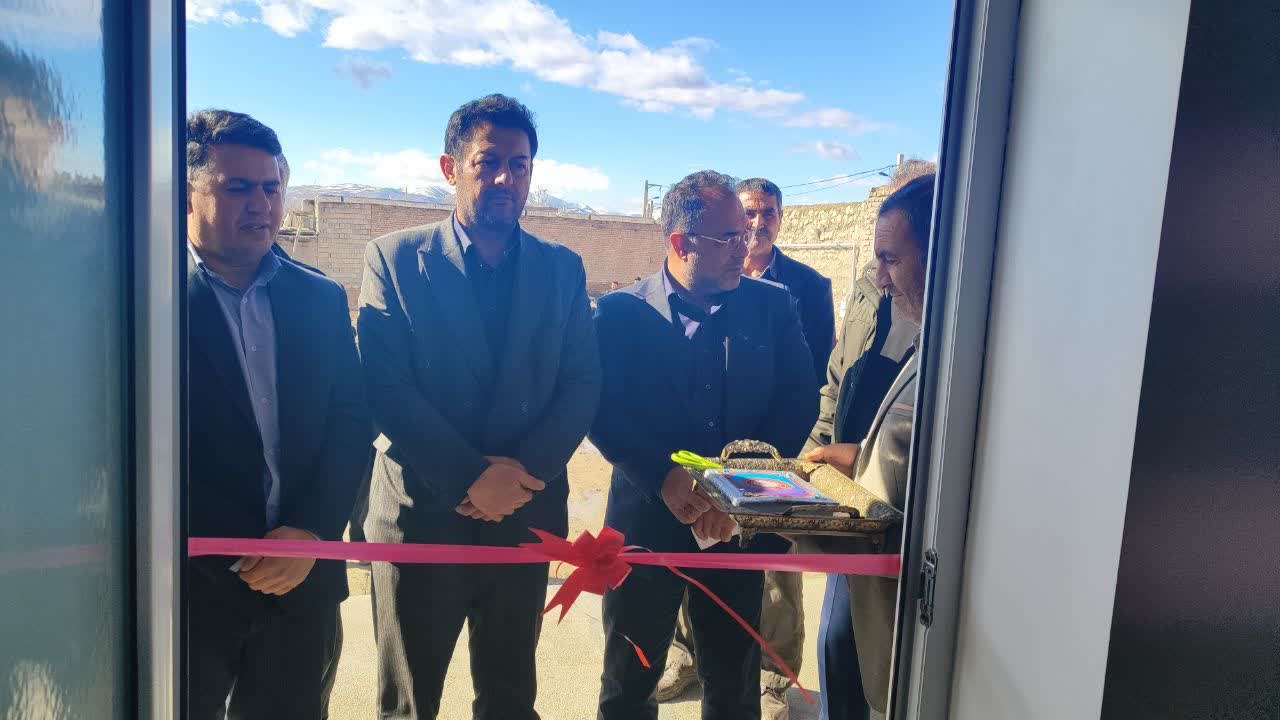 افتتاح همزمان 30 واحد مسکن روستایی در روستای سارال علیا با حضور حسین فام معاون برنامه ریزی و هماهنگی امور عمرانی فرمانداری نقده