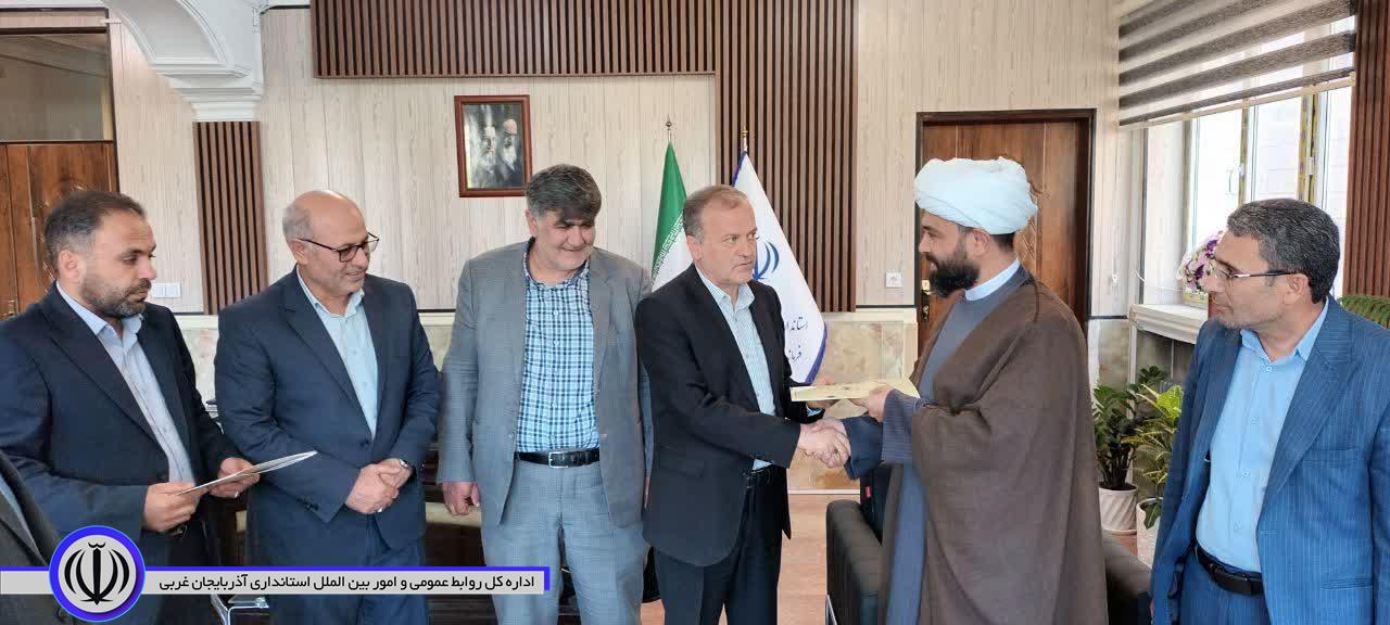 آیین تودیع و معارفه رئیس کمیته امداد امام خمینی(ره) نقده برگزار شد