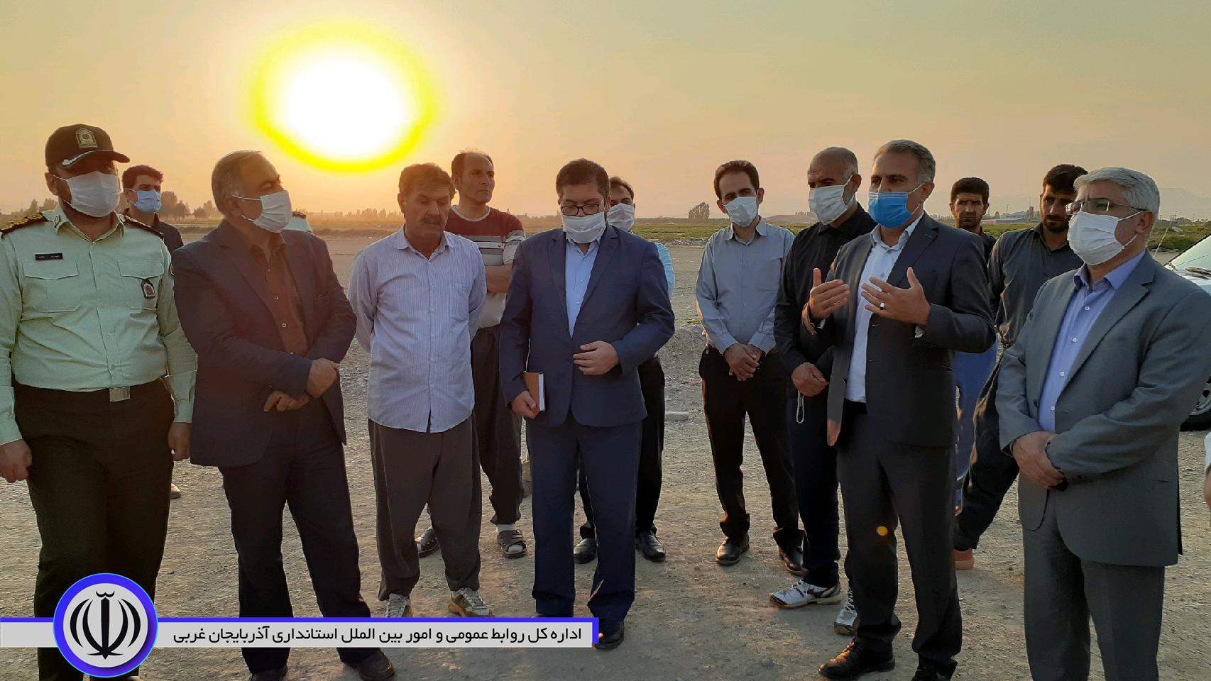 بازدید منوچهر شاکر فرماندار شهرستان از محل بازار دواب محمدیار