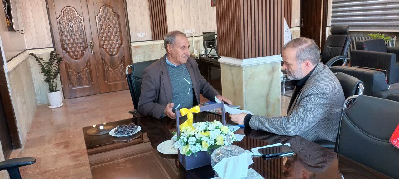 برگزاری ملاقات مردمی و دیدار چهره به چهره فرماندار نقده + تصاویر