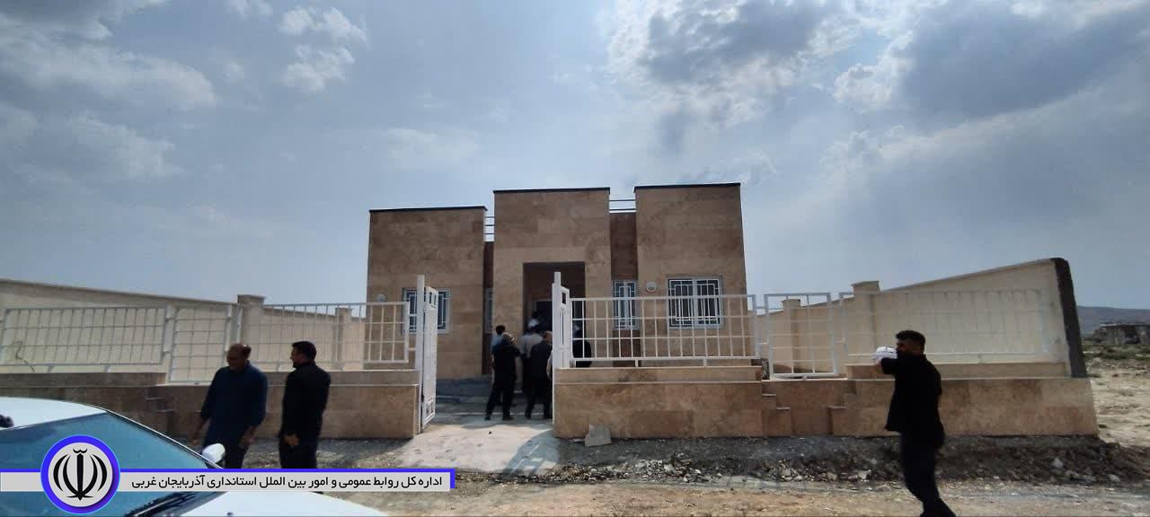 بازدید جعفری سرپرست فرمانداری شهرستان نقده از مرکز بهداشت در حال احداث روستای سارال