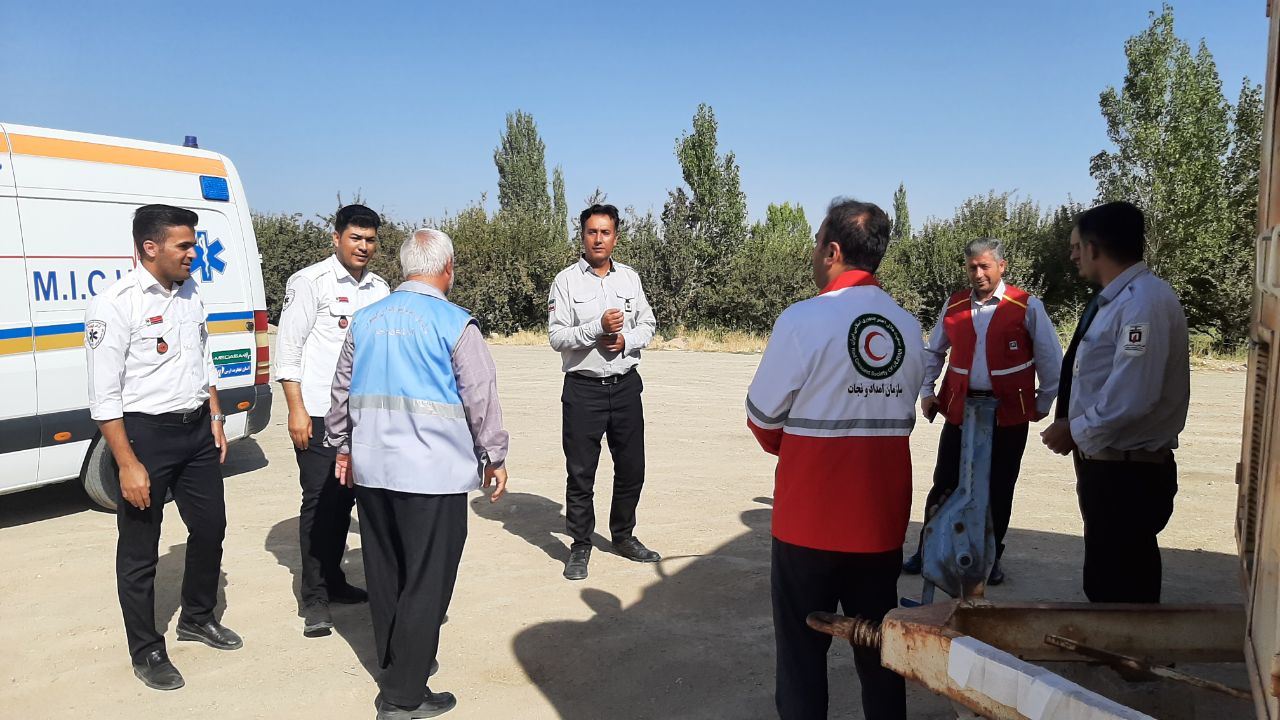 بازدید از اکیپ های امداد نجات ستاد اربعین مستقر در جاده های منتهی به مرز تمرچین