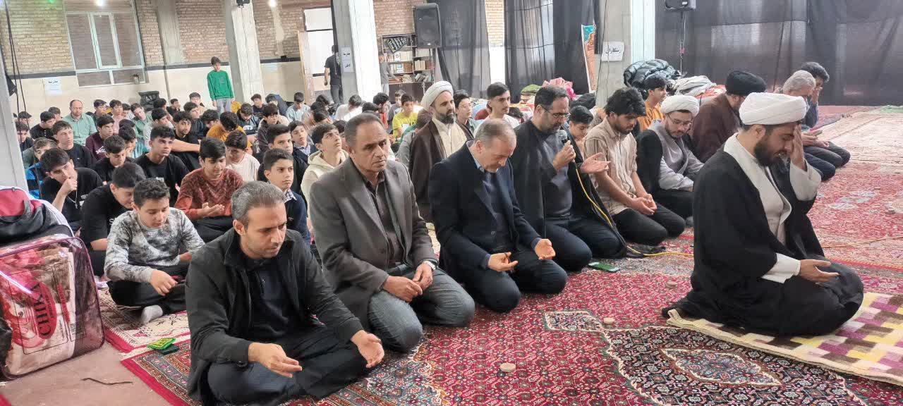 حضور فرماندار نقده در مراسم معنوی اعتکاف دانش‌آموزان