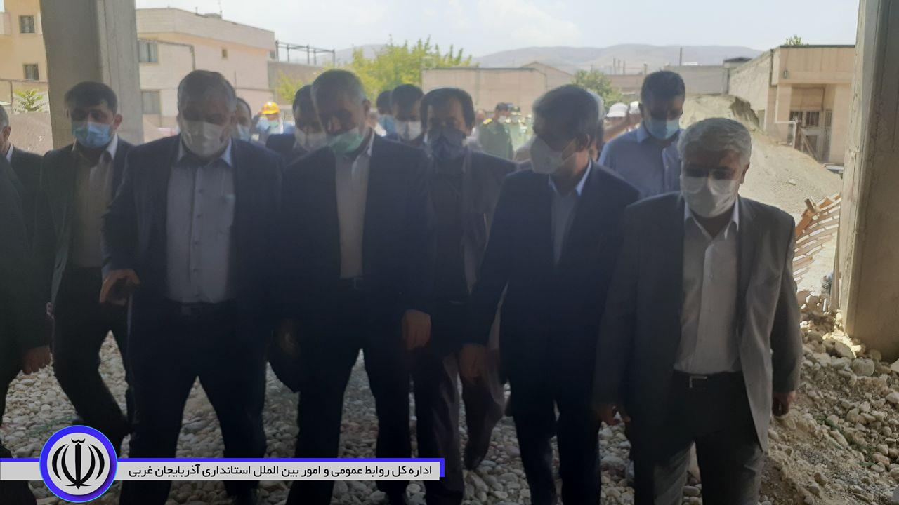 بازدید نایب رییس مجلس شورای اسلامی و استاندار آذربایجان غربی از روند اجرایی طرح توسعه بیمارستان امام(ره)