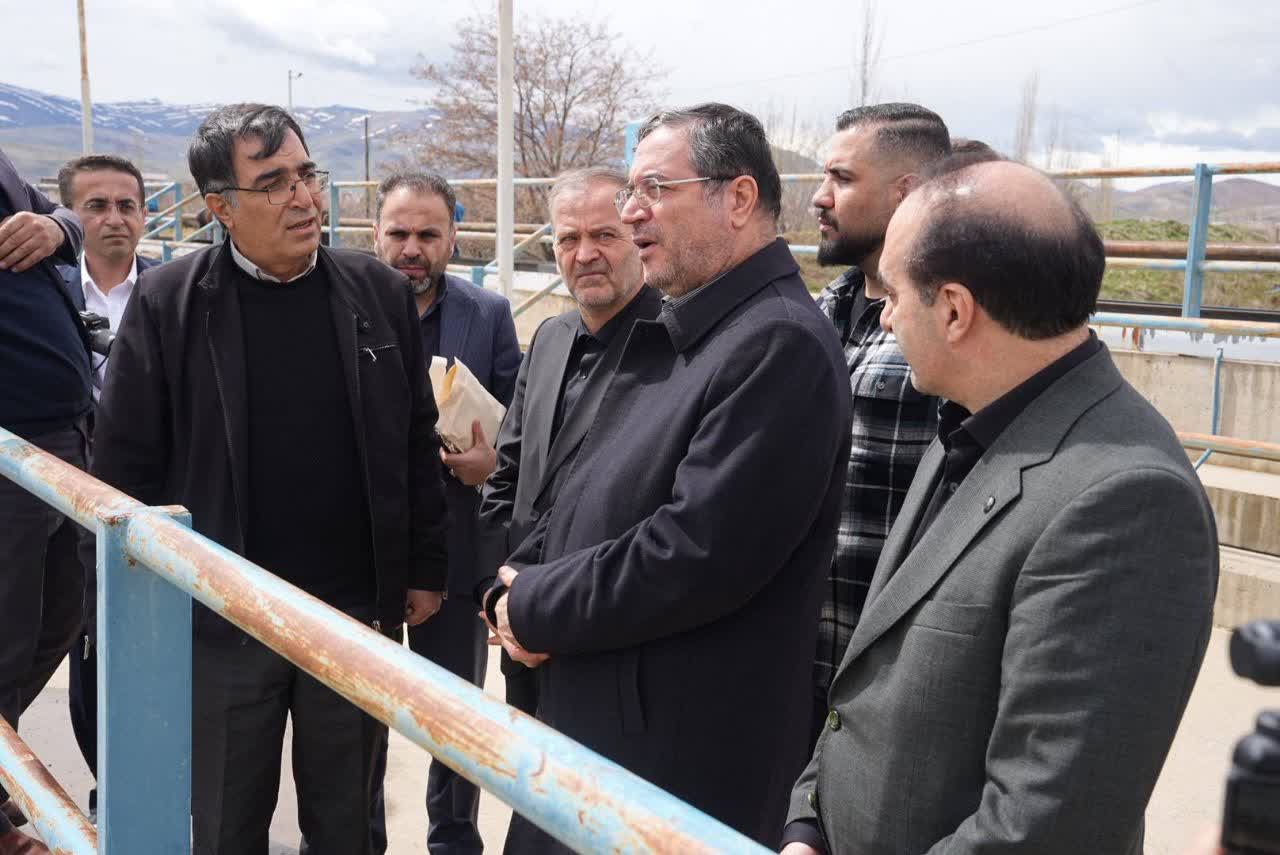 بازدید استاندار آذربایجان‌غربی و فرماندار نقده از آب‌بند انحرافی سد حسنلو در این شهرستان + تصاویر