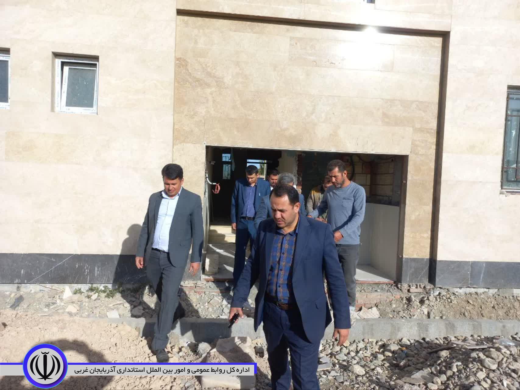 بازدید معاون فرماندار نقده از پروژه احداث مرکز جامع سلامت روستای چیانه