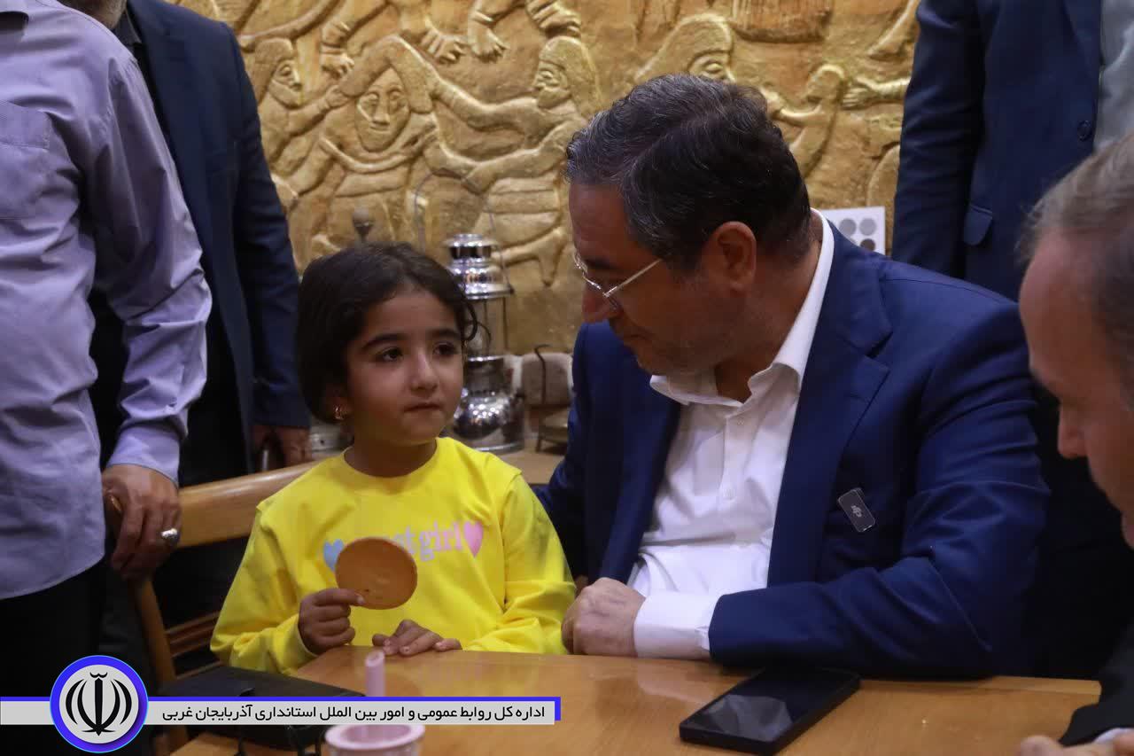 بازدید استاندار آذربایجانغربی از تپه تاریخی حسنلو نقده + تصاویر