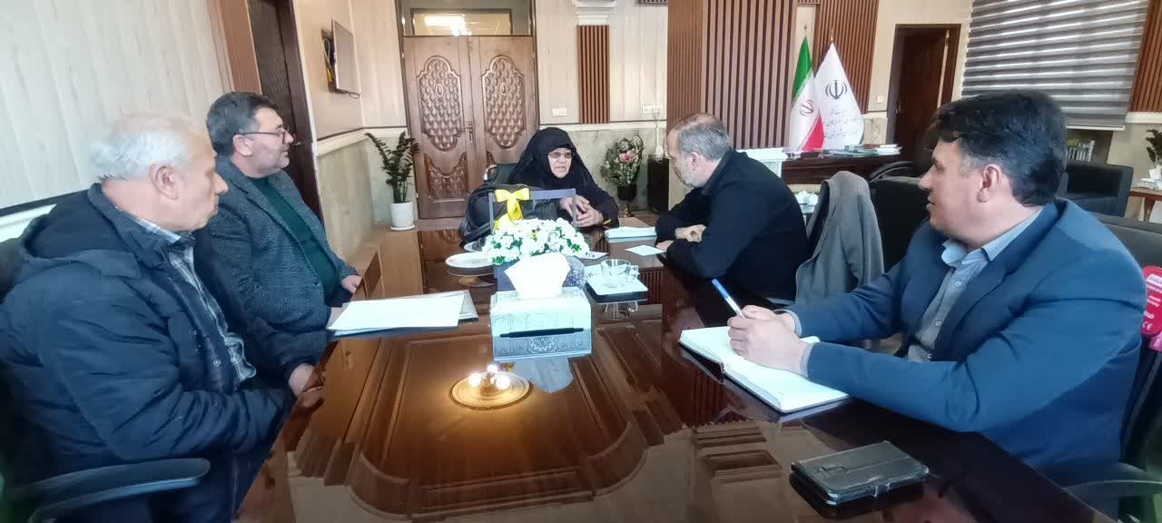 برگزاری ملاقات مردمی و دیدار چهره به چهره فرماندار نقده + تصاویر