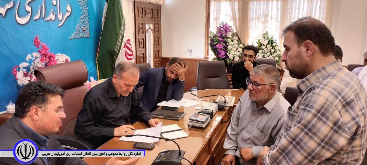 ملاقات مردمی و دیدار چهره به چهره سرپرست فرمانداری شهرستان نقده با شهروندان برگزار شد