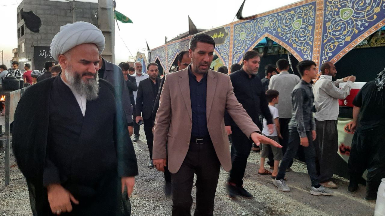 بازدید فرماندار نقده از موکب ها و ایستگاههای صلواتی زوار اربعین در شهرستان