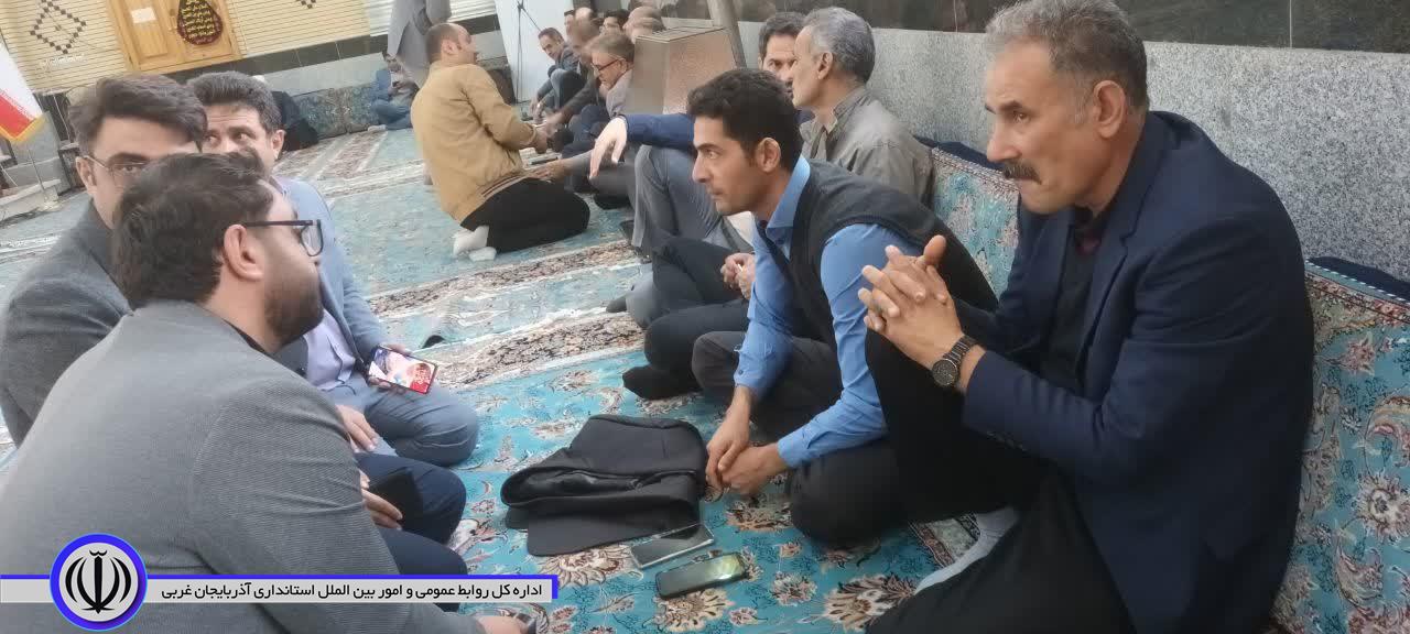 برگزاری میز ارتباطات مردمی فرماندار شهرستان نقده در شهر محمدیار