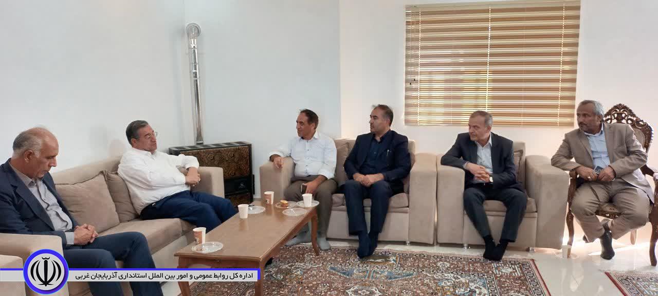 بازدید استاندار آذربایجانغربی از شهرک گلخانهای خلیفهلو