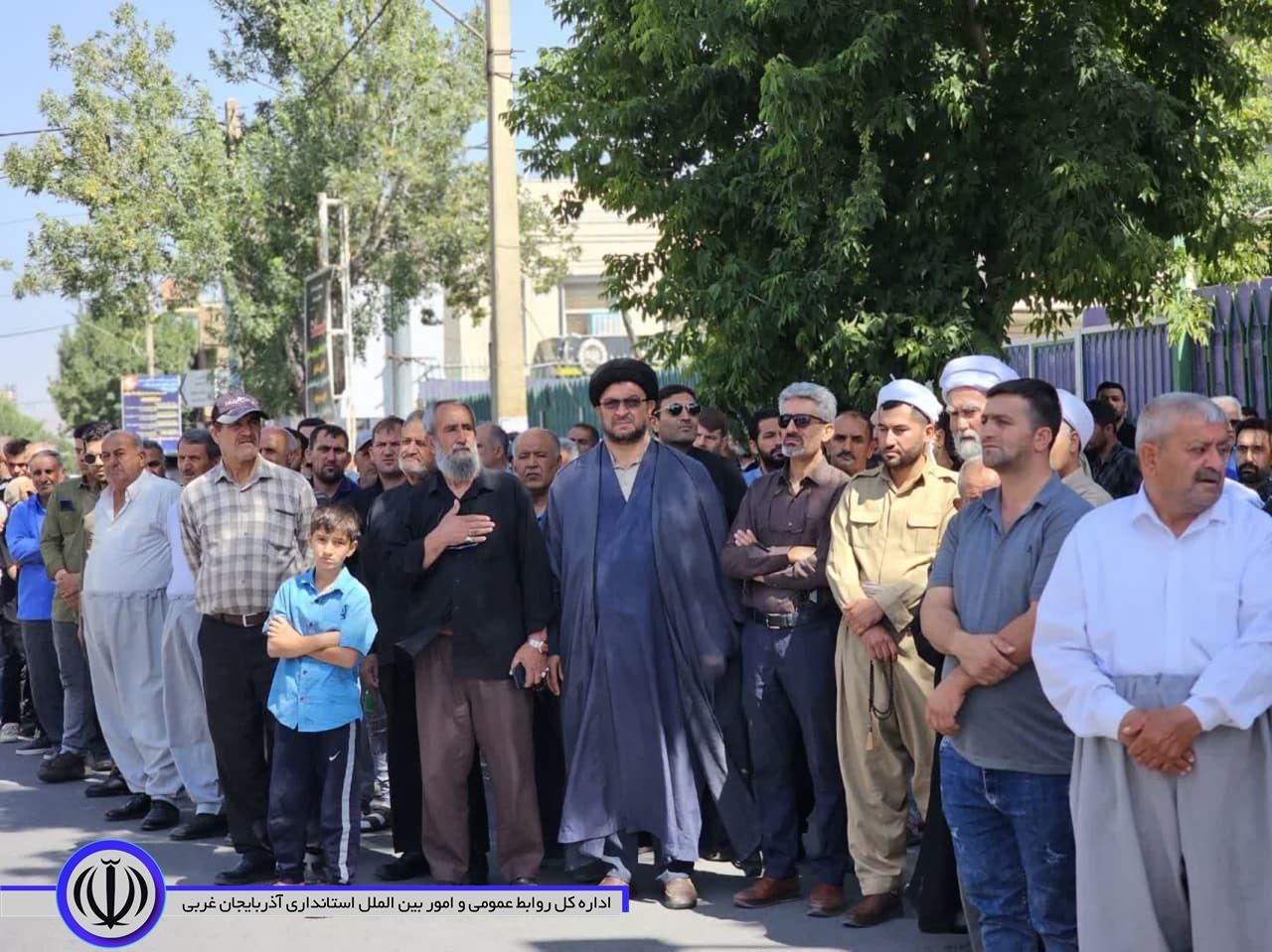 مراسم تشییع پیکر پاک شهید زبیر امینی فر در شهرستان نقده برگزار شد