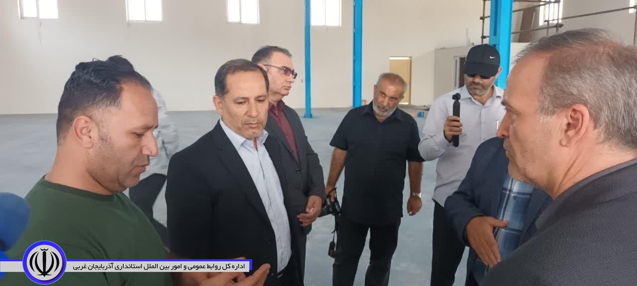 بازدید میدانی سرپرست فرمانداری نقده از شهرک صنعتی شهید بروجردی خلیفه لو