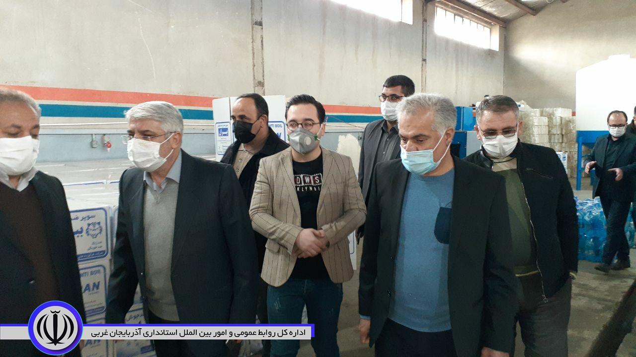 افتتاح کارگاه تولیدی ضدیخ با حضور منوچهر شاکر فرماندار شهرستان