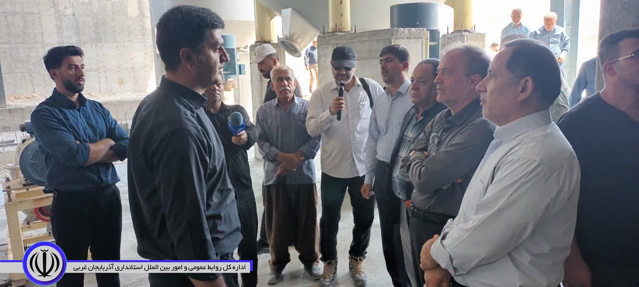 بازدید میدانی سرپرست فرمانداری نقده از شهرک صنعتی شهید بروجردی خلیفه لو