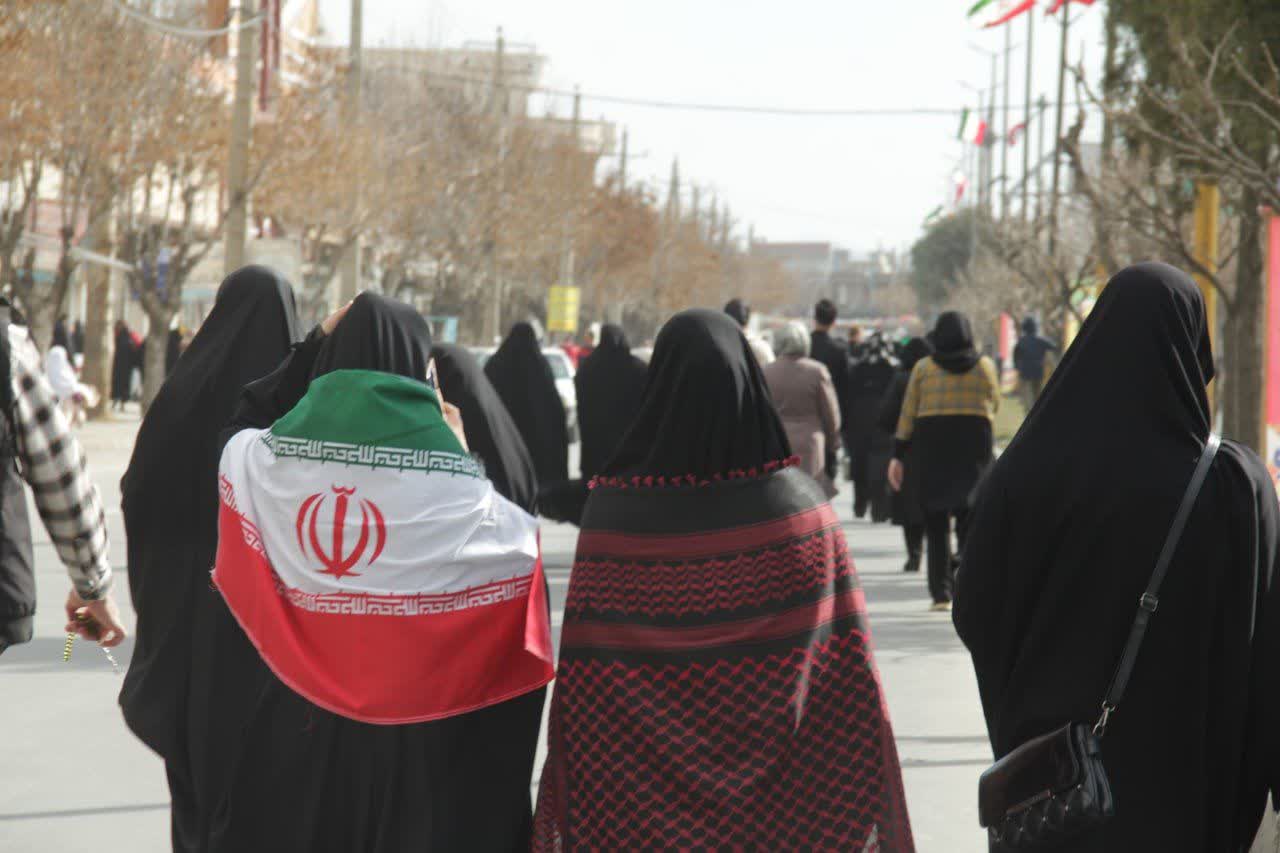 حضور باشکوه مردم شهید پرور و زمانشناس شهرستان نقده در راهپیمایی یوم الله 22 بهمن چهل و هفتمین سالگرد پیروزی انقلاب اسلامی