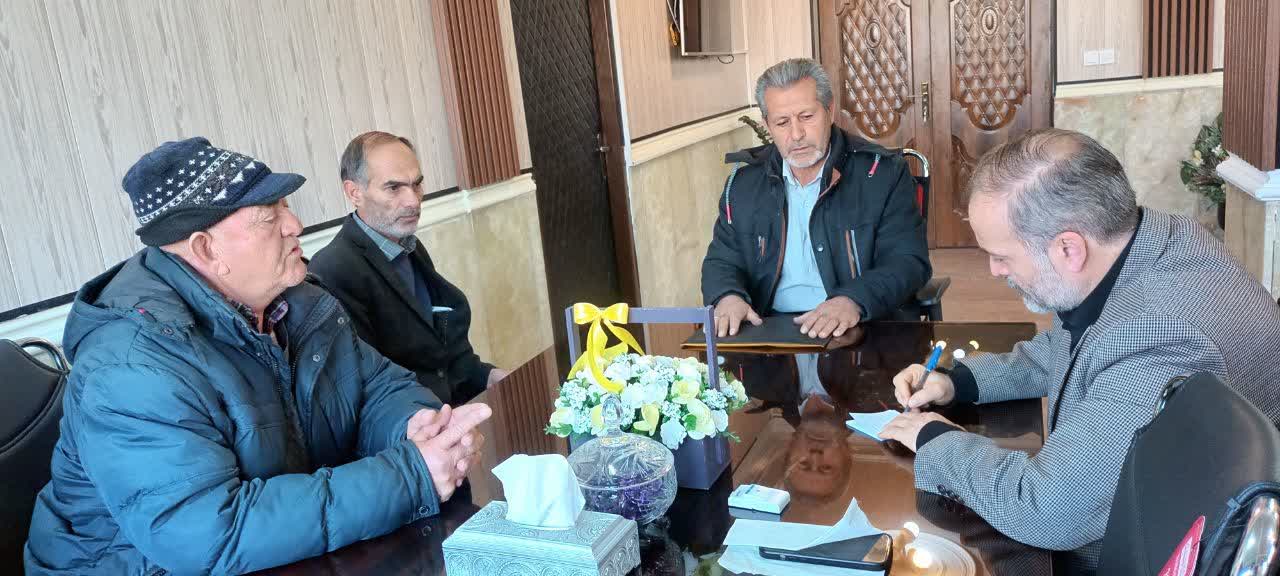 برگزاری ملاقات مردمی و دیدار چهره به چهره فرماندار نقده + تصاویر