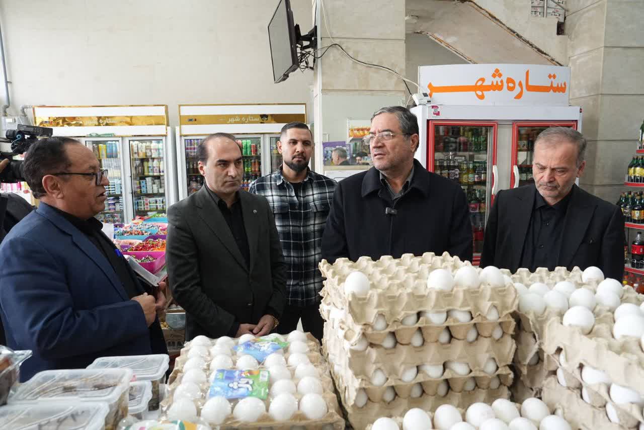 بازدید استاندار آذربایجان‌غربی و فرماندار شهرستان نقده از بازار این شهرستان + تصاویر