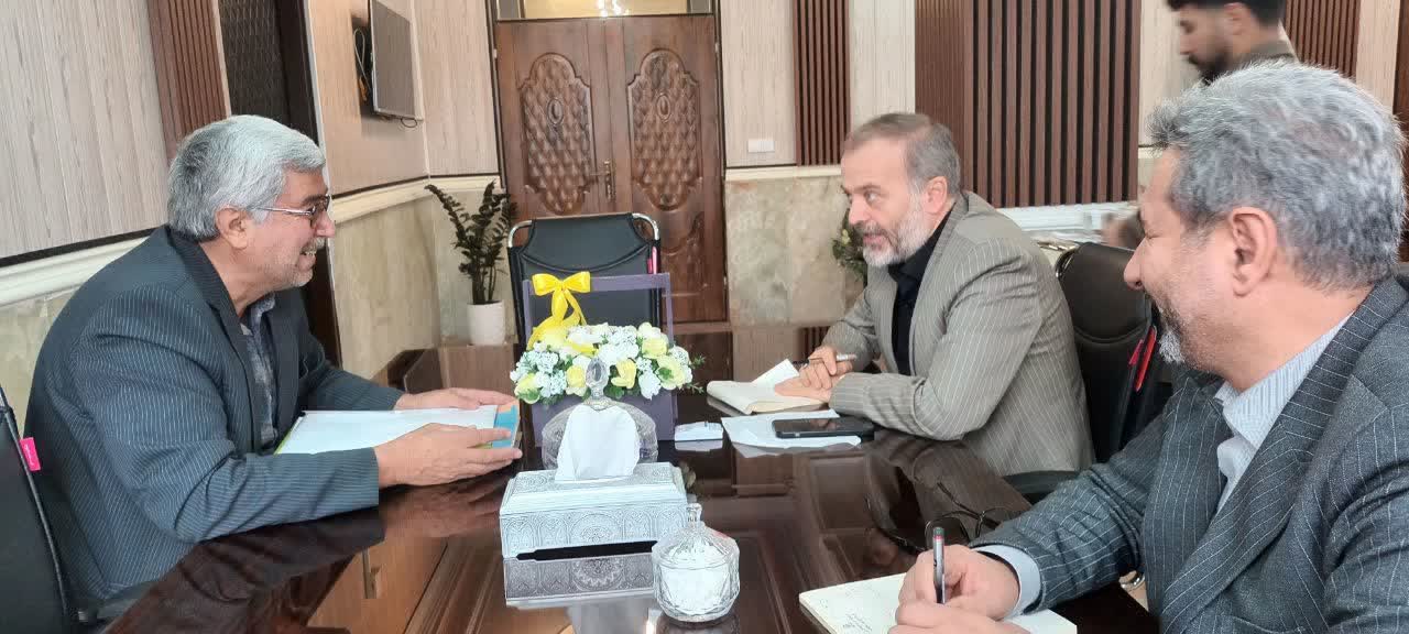 ملاقات مردمی و دیدار چهره به چهره فرماندار شهرستان نقده + تصاویر