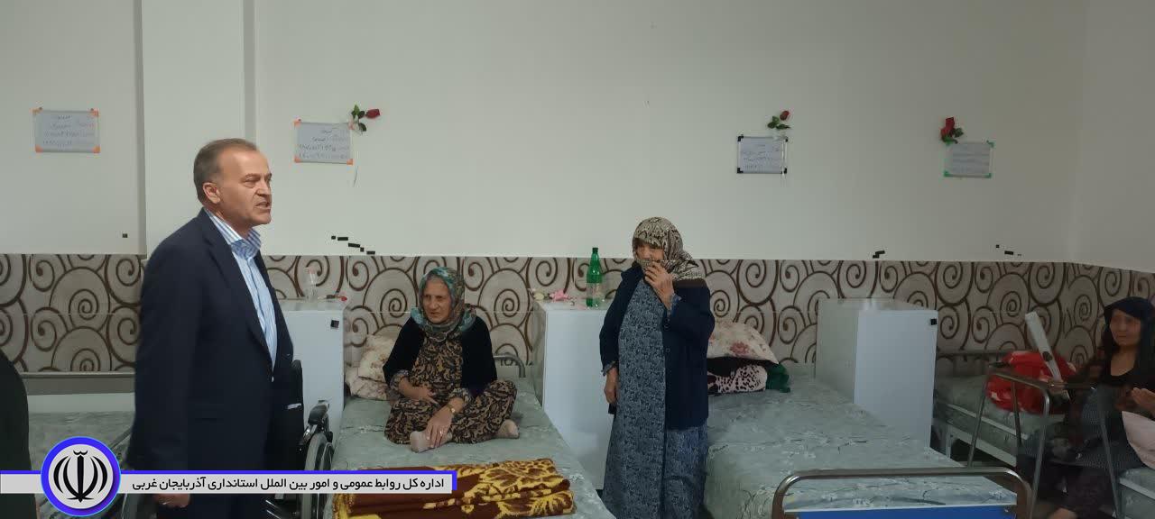 بازدید امیرعباس جعفری سرپرست فرمانداری شهرستان نقده از سرای سالمندان و دیدار و دلجویی از مادران این سرا