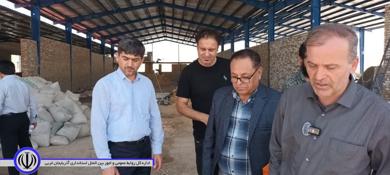 بازدید میدانی سرپرست فرمانداری نقده از شهرک صنعتی شهید بروجردی خلیفه لو