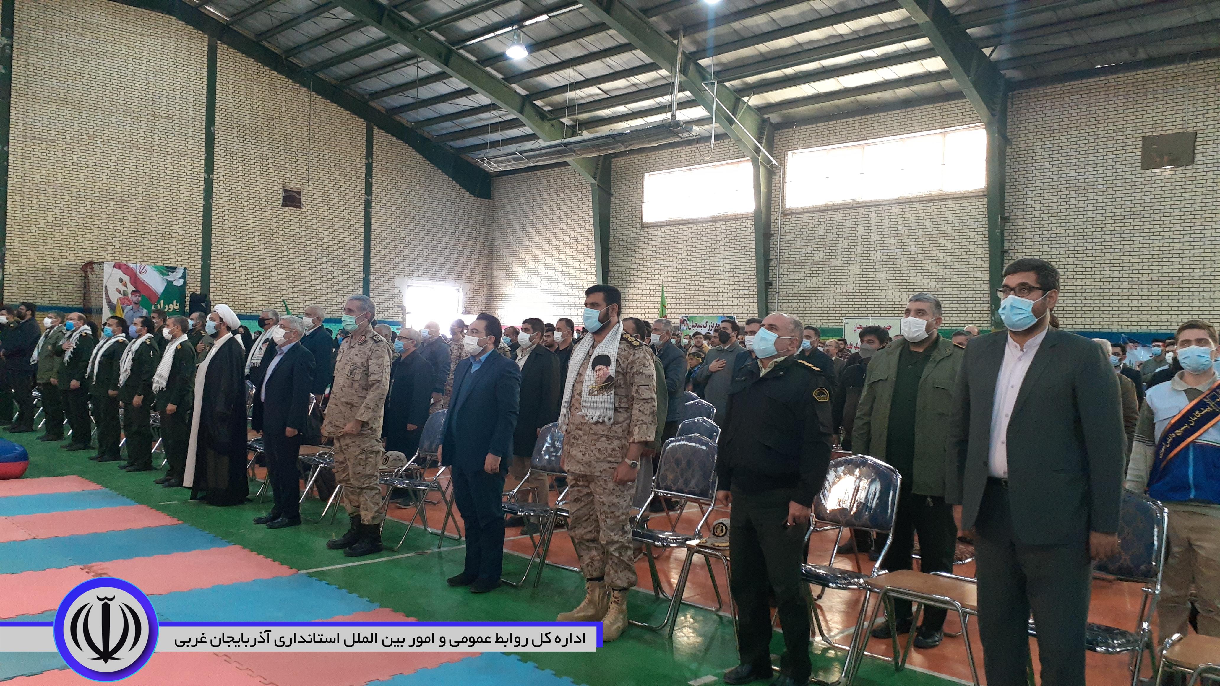 نمایش اقتدار بسیجی با حضور فرماندار شهرستان برگزار شد