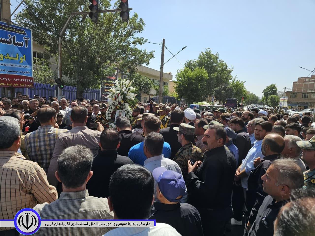 مراسم تشییع پیکر پاک شهید زبیر امینی فر در شهرستان نقده برگزار شد