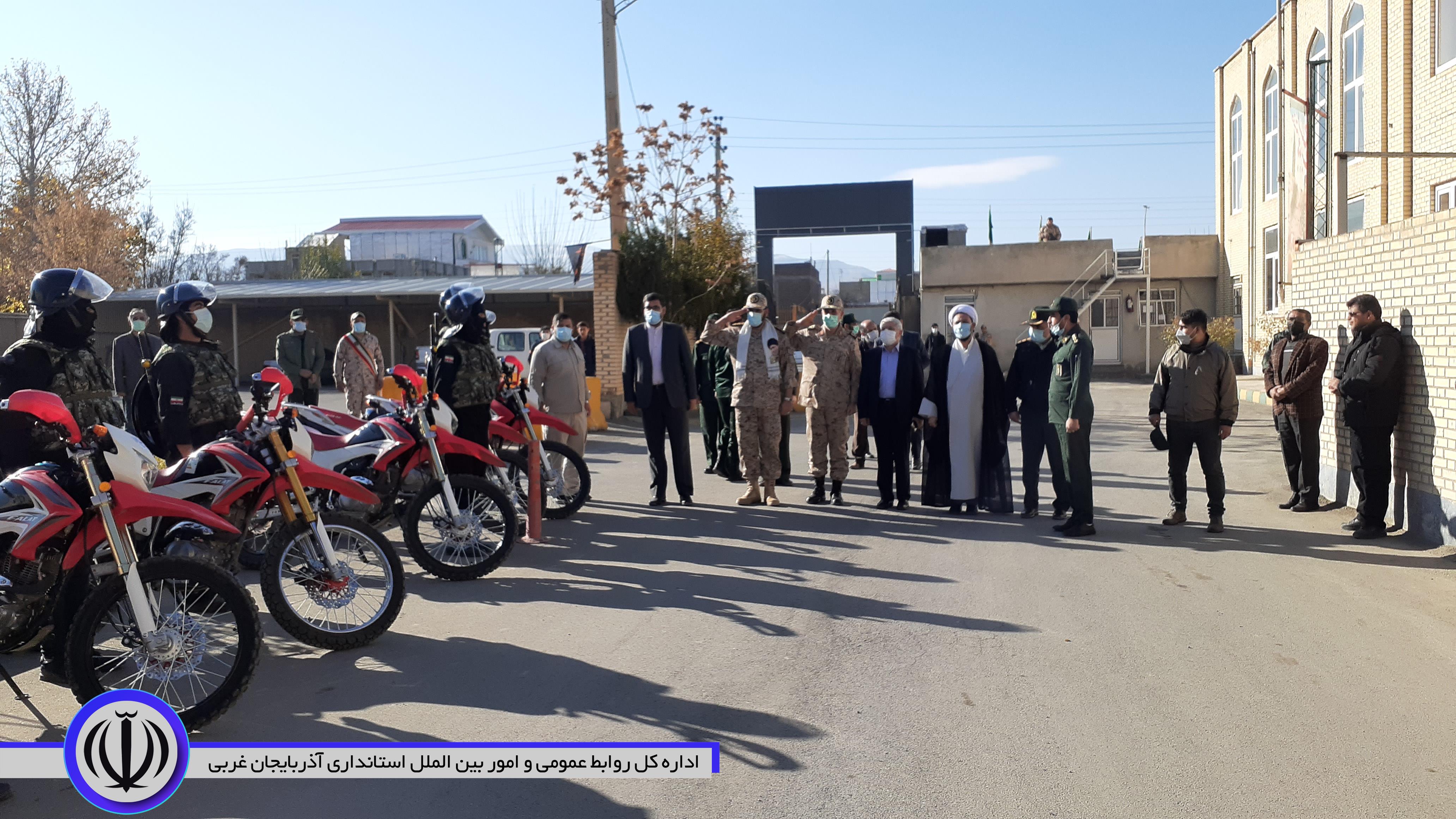 نمایش اقتدار بسیجی با حضور فرماندار شهرستان برگزار شد