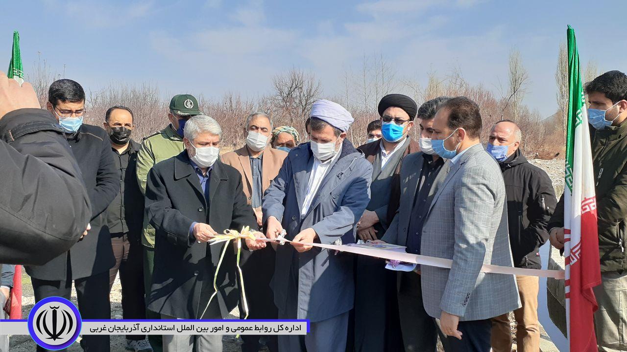 بهره برداری از کانال انتقال آب روستای گلوان برای مصارف کشاورزی