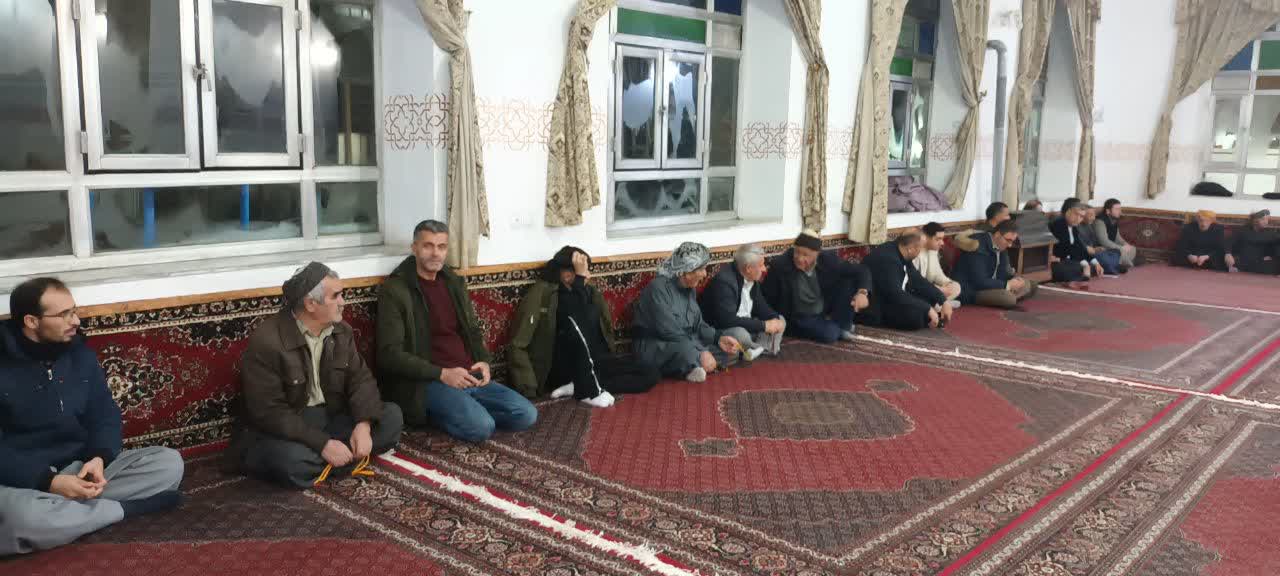 فرماندار نقده: وحدت ملی فتنه های دشمن را خنثی می‌کند/ با تلاش مسوولین و همراهی مردم مشکلات شهرستان حل می‌شود.