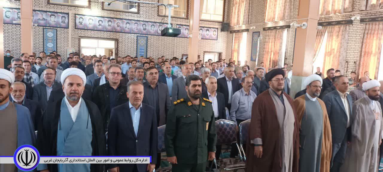 مراسم گرامیداشت هفته دفاع مقدس و همچنین بزرگداشت شهدای مقاومت و اقتدار برگزار شد