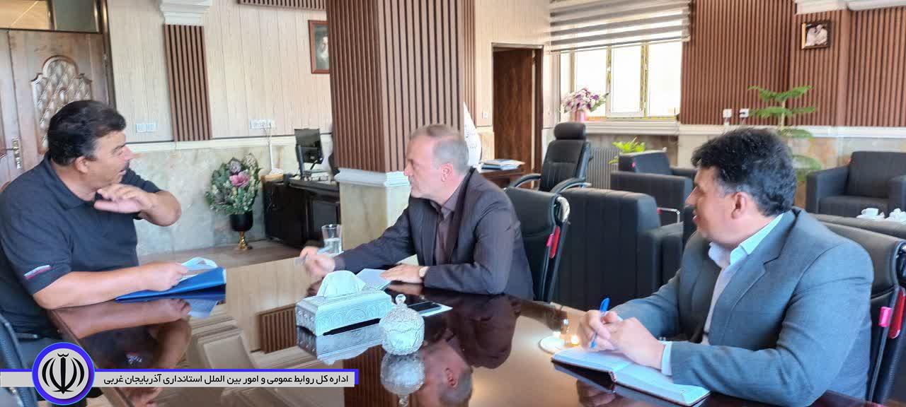 ملاقات مردمی و دیدار چهره به چهره سرپرست فرمانداری شهرستان نقده