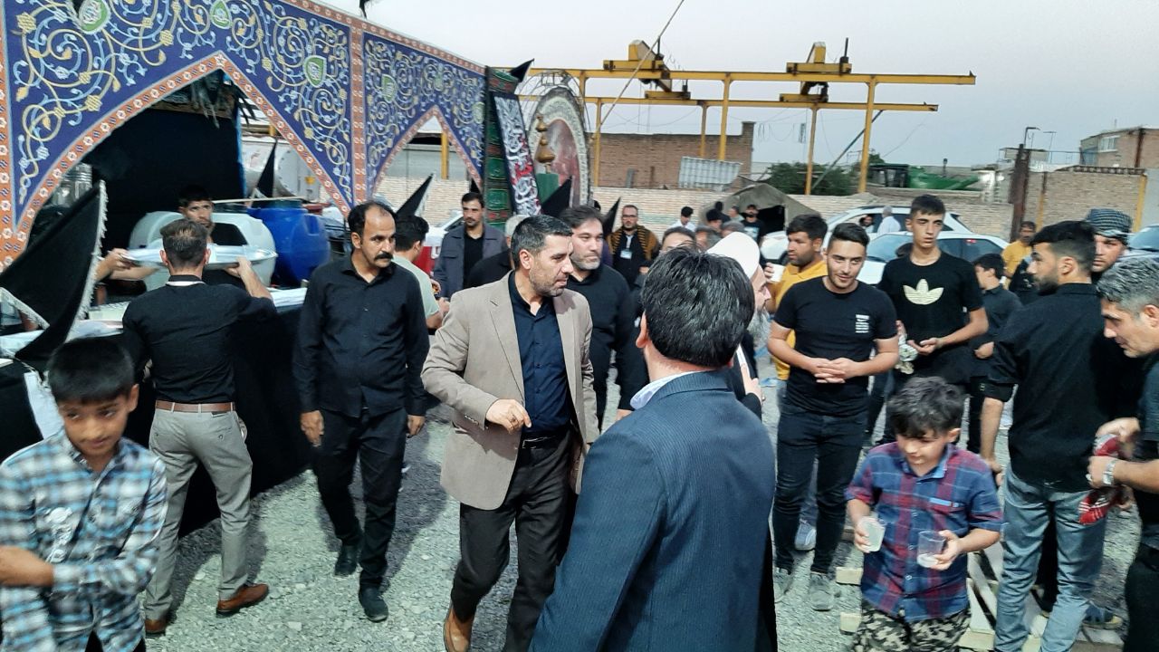 بازدید فرماندار نقده از موکب ها و ایستگاههای صلواتی زوار اربعین در شهرستان
