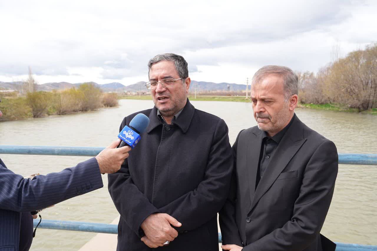 بازدید استاندار آذربایجان‌غربی و فرماندار نقده از آب‌بند انحرافی سد حسنلو در این شهرستان + تصاویر