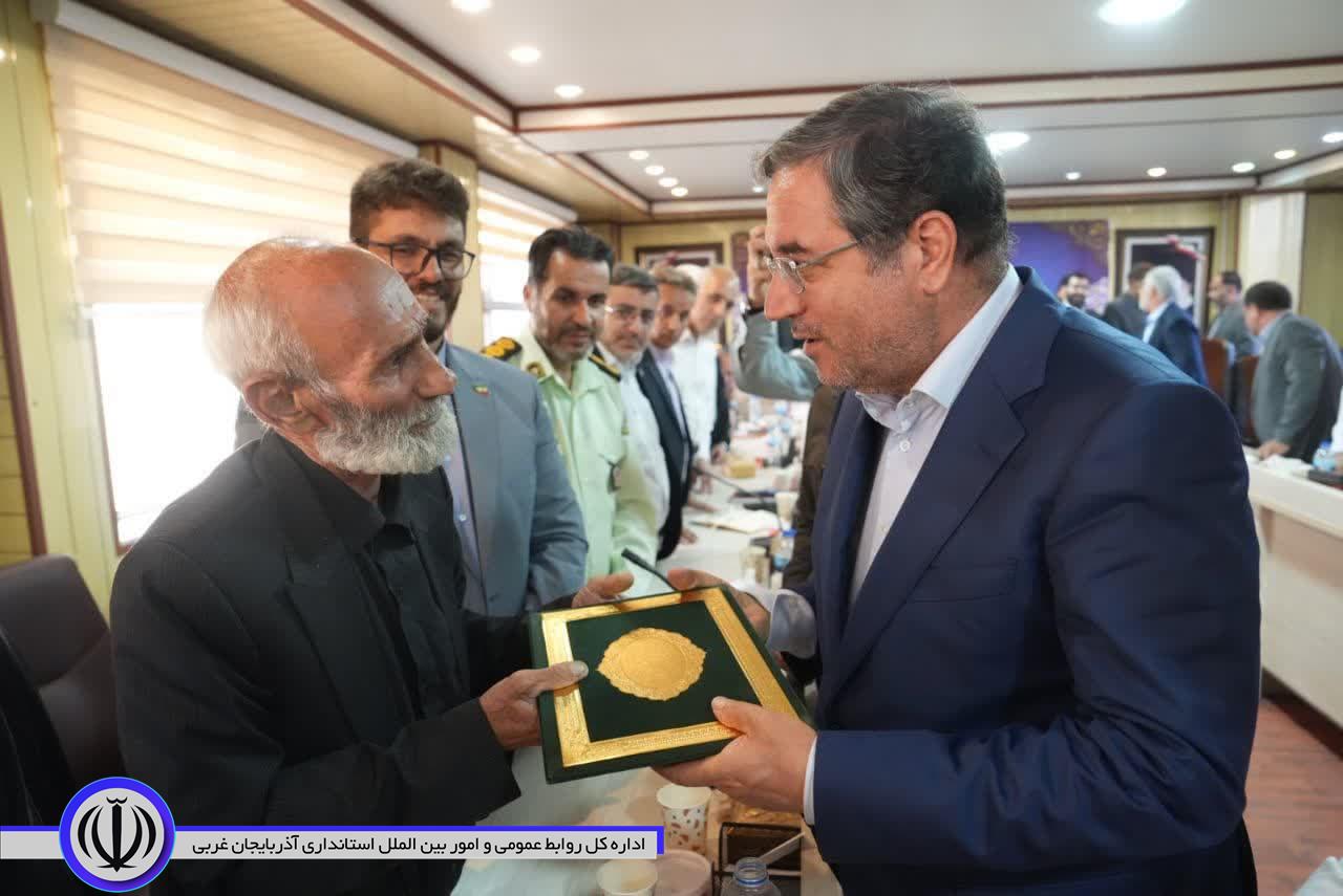 برگزاری جلسه شورای اداری شهرستان نقده + تصاویر