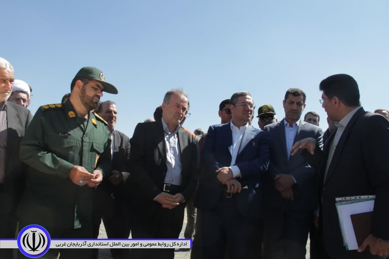 بازدید استاندار آذربایجانغربی از تپه تاریخی حسنلو نقده + تصاویر