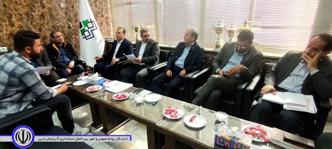 دیدار چهره به چهره فرماندار نقده با شهروندان در محل شهرداری برگزار شد