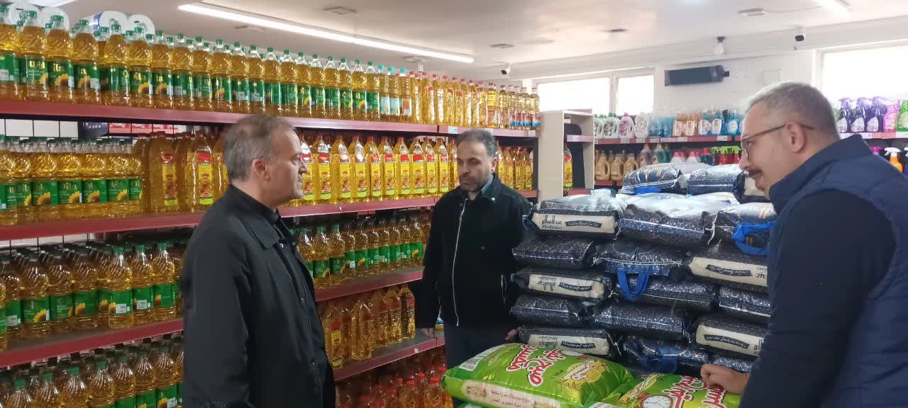 فرماندار نقده: هیچ کمبودی در مایحتاج اساسی نداریم؛ مردم از خریدهای احساسی پرهیز کنند