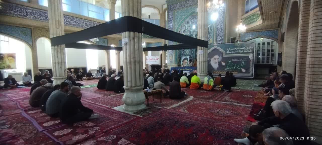 گزارش تصویری: عزاداری مردم شهرستان نقده در سالروز رحلت جانسوز معمار کبیر انقلاب اسلامی